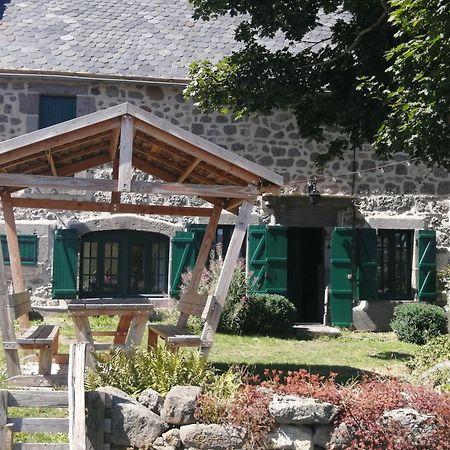 L'Auvergnate Chambon-sur-Lac Exterior photo
